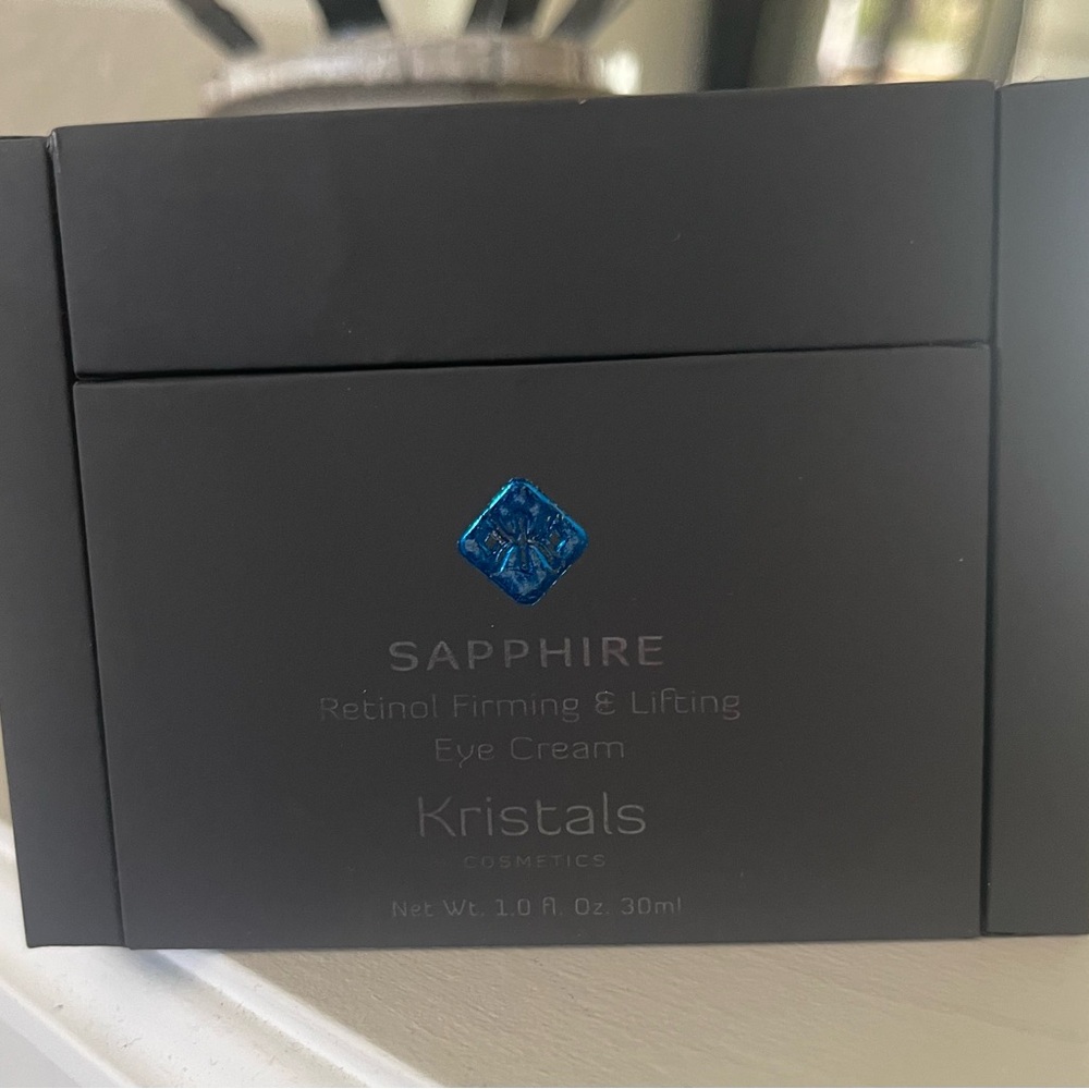 Kristals Sapphire Eye Cream